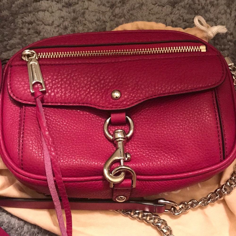 SALE! NWT Rebecca Minkoff pebble leather crossbody - Picture 5 of 8